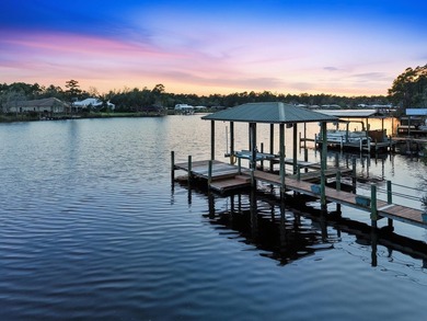 WATERFRONT - DEEP WATER BOAT DOCK - NO HOA - DOLPHINS Discover