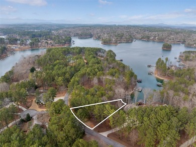 Lake Keowee Lot For Sale in Seneca South Carolina
