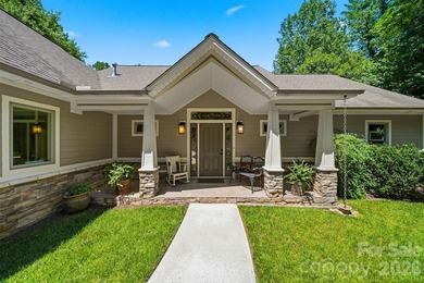 Welcome to your lakefront retreat in Harbor Ridge, where - photo 4