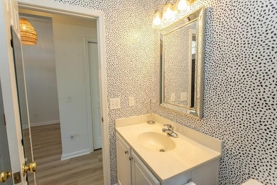 If you're searching for a stylish, updated home in Carolina - photo 13