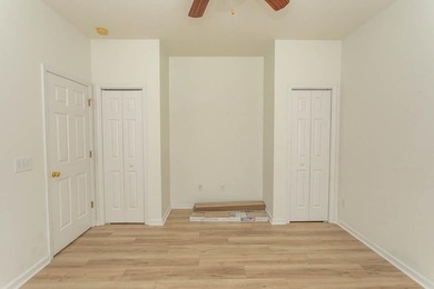 If you're searching for a stylish, updated home in Carolina - photo 17