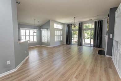 If you're searching for a stylish, updated home in Carolina - photo 18