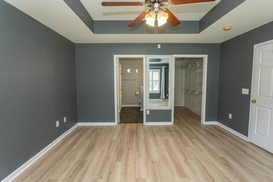 If you're searching for a stylish, updated home in Carolina - photo 31