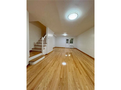 Newly Renovated Single-Family House for Sale! Located in - photo 3