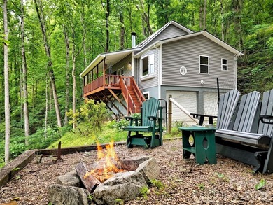 Come experience this beautifully updated mountain-view home in - photo 3