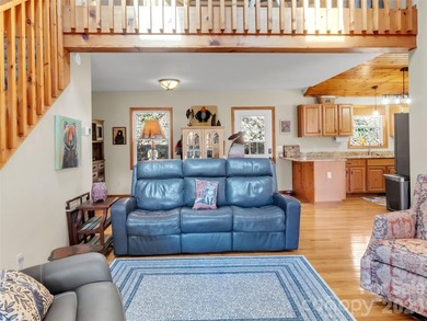 Come experience this beautifully updated mountain-view home in - photo 7