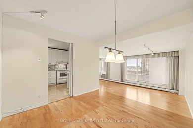 Welcome to this spacious and well-maintained 2-bedroom end-unit - photo 11
