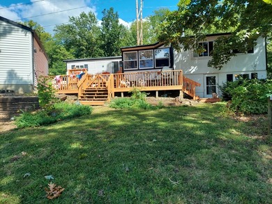 Every lakefront listing claims to have one of the best lots on - photo 1