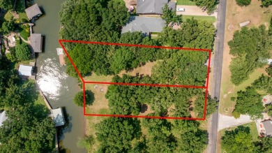 Two wonderful waterfront lots located in the lake front - Lake Lot For Sale in Malakoff, Texas
