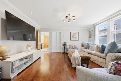 Welcome to this beautifully maintained detached two-family home - photo 11