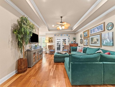 LOCATION! LOCATION! LOCATION! This charming, move in ready house - photo 13