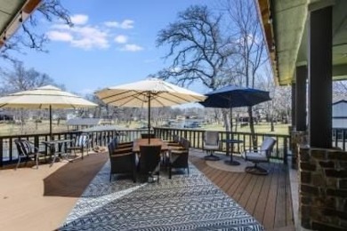 Welcome to your waterfront retreat in the family friendly