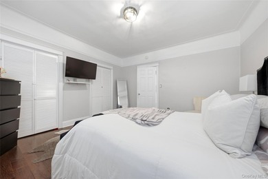 Welcome to this beautifully maintained detached two-family home - photo 19