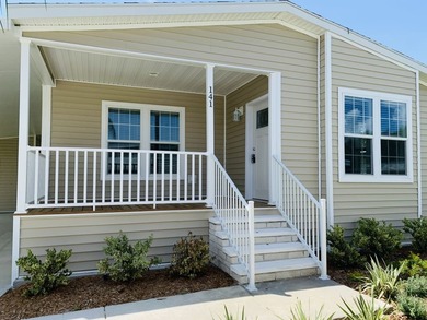 Mid Florida Lakes Area Home For Sale in Leesburg Florida