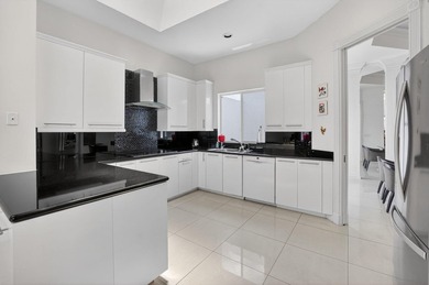 A wonderful, very clean house, very high living room ceiling and - photo 28