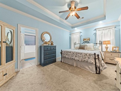 LOCATION! LOCATION! LOCATION! This charming, move in ready house - photo 30