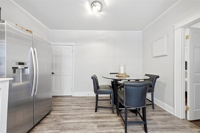 Welcome to this beautifully maintained detached two-family home - photo 30