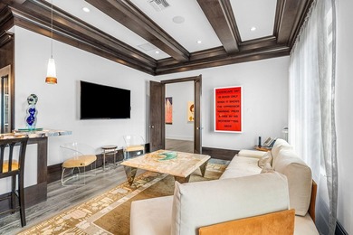 A single-story masterpiece unfolds in the prestigious Royal Palm - photo 31