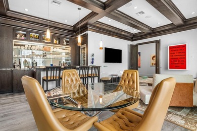A single-story masterpiece unfolds in the prestigious Royal Palm - photo 32