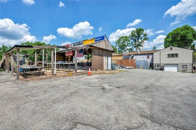 Rare turnkey investment opportunity featuring a fully - photo 33