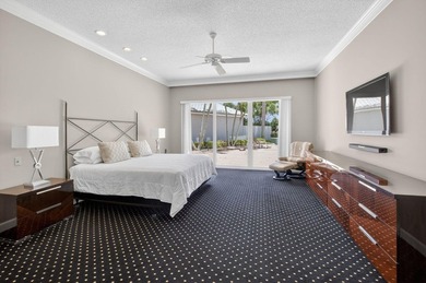 A wonderful, very clean house, very high living room ceiling and - photo 34