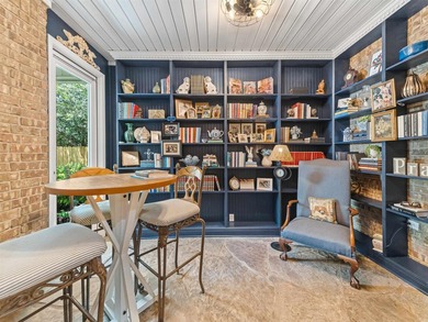 LOCATION! LOCATION! LOCATION! This charming, move in ready house - photo 42