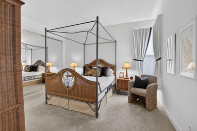 A wonderful, very clean house, very high living room ceiling and - photo 42