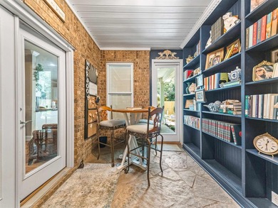 LOCATION! LOCATION! LOCATION! This charming, move in ready house - photo 43