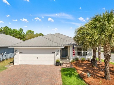 This delightful, move-in ready home welcomes you with a spacious - photo 3