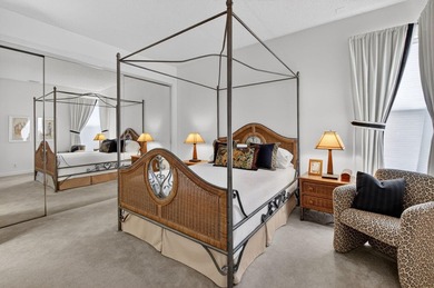 A wonderful, very clean house, very high living room ceiling and - photo 43