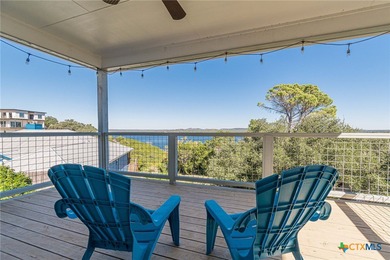 Lake Home For Sale in Canyon Lake, Texas