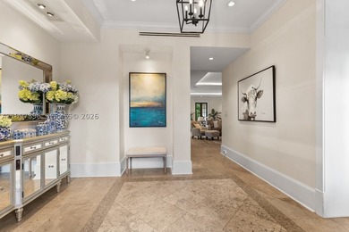 Timeless colonial-style residence, also known as Villa Rosa, set - photo 10