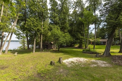 Welcome to Kibbe Point, one of the most distinctive lakefront - photo 8