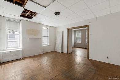 NOT VACANT. TENANT OCCUPIED. Welcome to this prime multifamily - photo 4