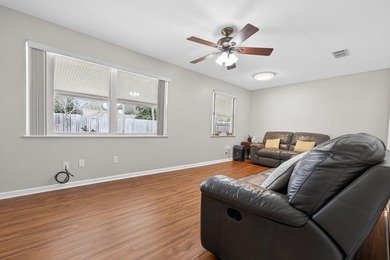 Tucked into the heart of Niceville, this updated 3-bed, 2-bath - photo 5