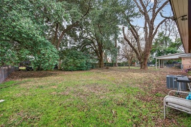 4 bedroom, 2 bathroom brick home located in the Pecan Park - photo 13