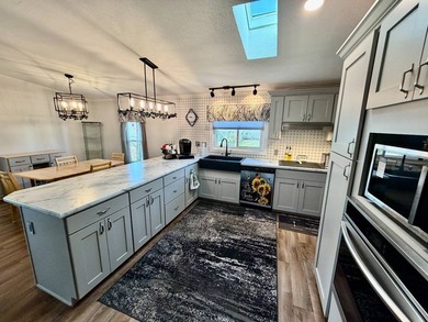 Home is located in Water Oak Country Club Estates, an active 55 - photo 6