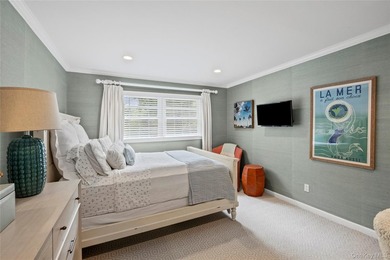 Traditionally elegant brick, 4 bedroom, 3.5 bath center hall - photo 26