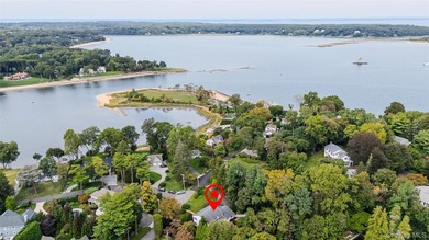 Traditionally elegant brick, 4 bedroom, 3.5 bath center hall - photo 37