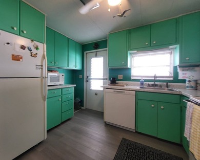 HEALTH FORCES SALE AT HIGHLY REDUCED PRICE! Just listed in Park - photo 9