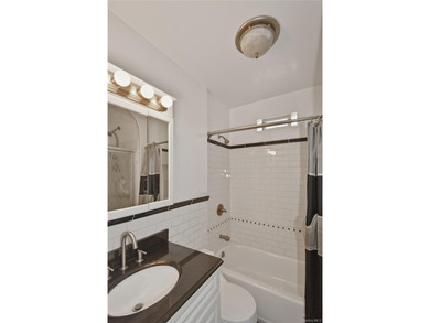 Beautifully maintained and updated single-family home nestled in - photo 10