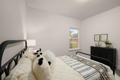 Welcome to the Paxton in the sought after golf course community - photo 3