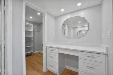 2 bedroom, 2 bathroom Lake Harbour Towers East, waterfront condo - photo 15