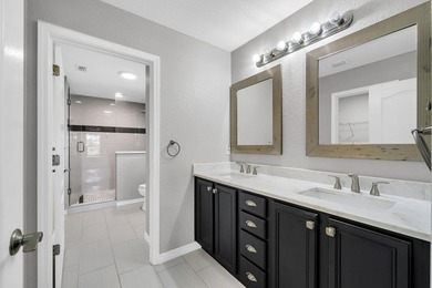 Perfectly nestled home on an extra large homesite with expansive - photo 22