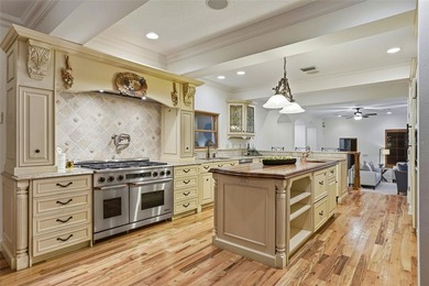 6755 30th St S is an extraordinarily rare offering: a true - photo 22