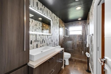 Welcome to coastal living at its finest in this 4-bedroom - photo 25