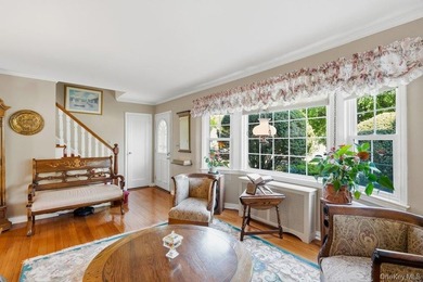 Don't Miss this charming, expanded Cape home featuring 5 - photo 4