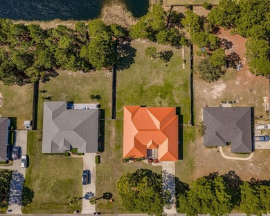 Perfectly nestled home on an extra large homesite with expansive - photo 47
