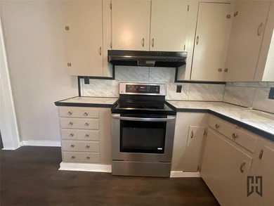 Great opportunity for investors, flippers, or buyers looking to - photo 8