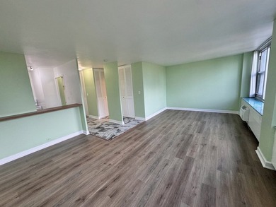 Additional listing photo 4